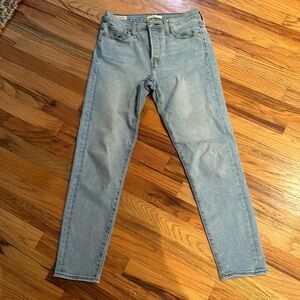 Levi’s premium denim wedgie fit jeans